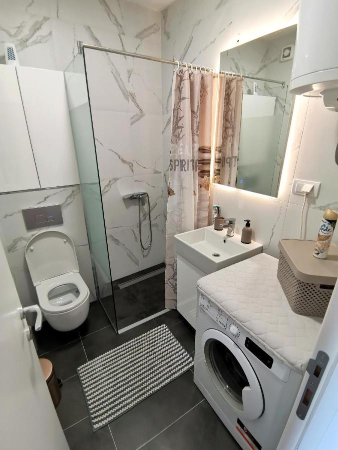 Stan Na Dan M Apartment Novi Sad Exterior photo