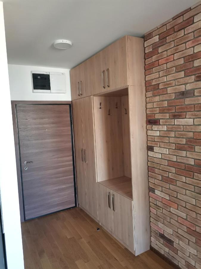 Stan Na Dan M Apartment Novi Sad Exterior photo