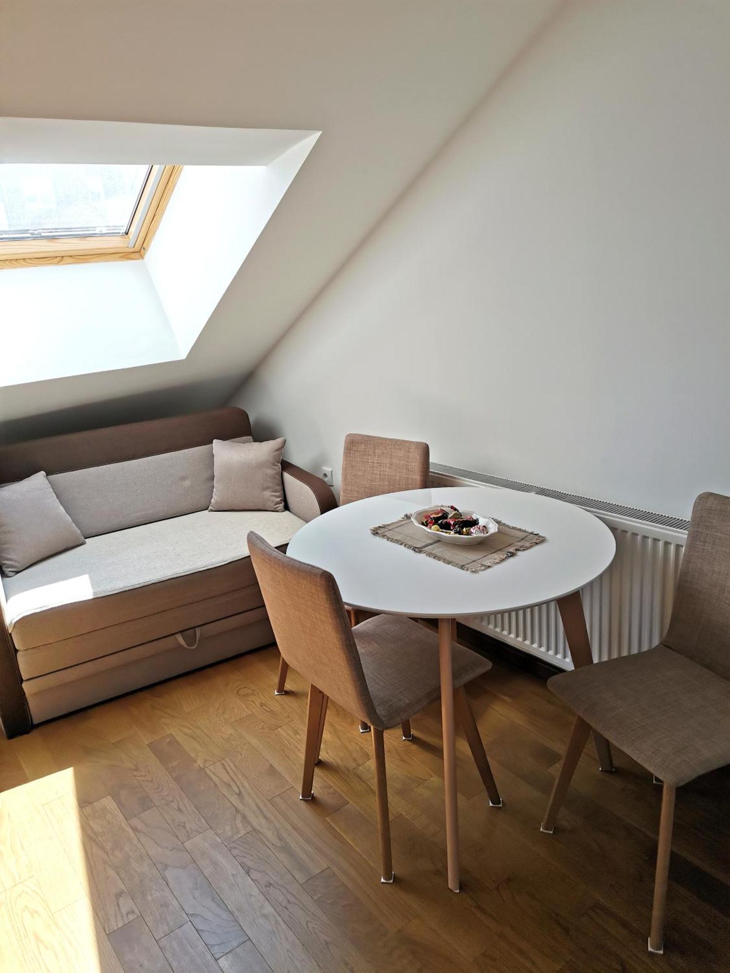 Stan Na Dan M Apartment Novi Sad Exterior photo
