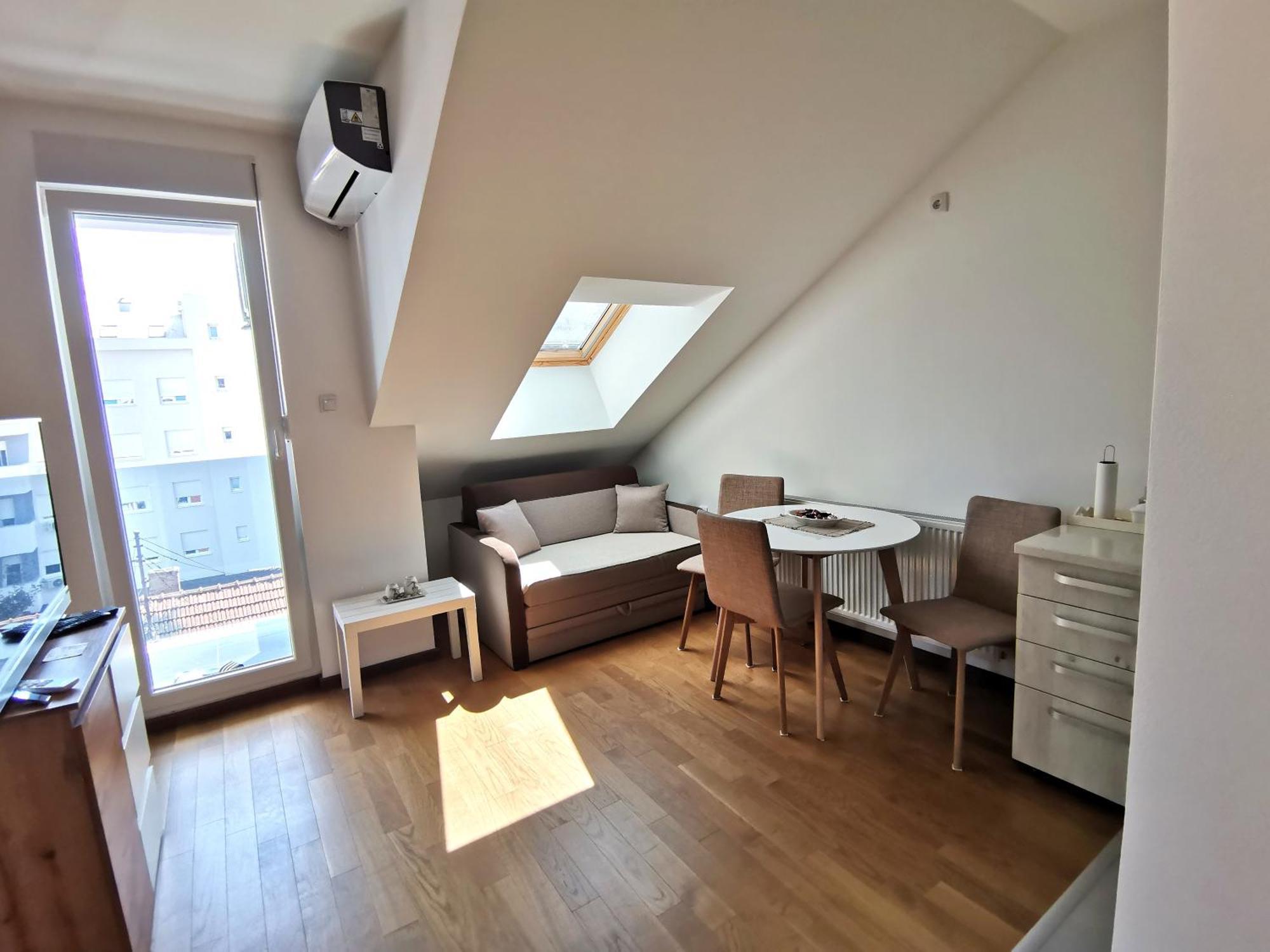 Stan Na Dan M Apartment Novi Sad Exterior photo